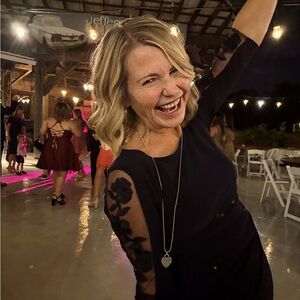 Meet your Posher, Deborah